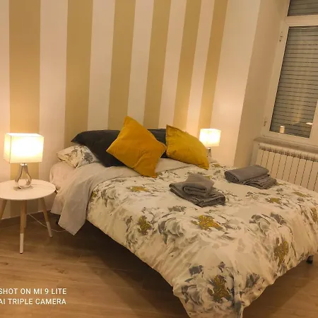 Borgo Di San Gennaro * Napoli